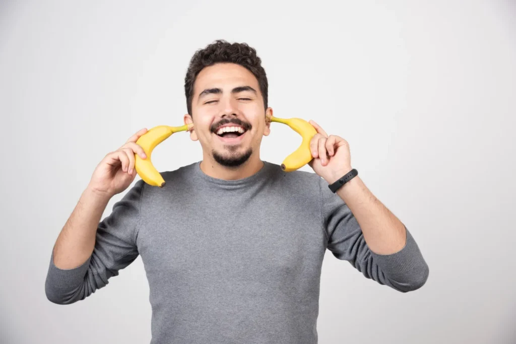 Doctor urges everyone to eat 2 bananas a day for fast health benefits