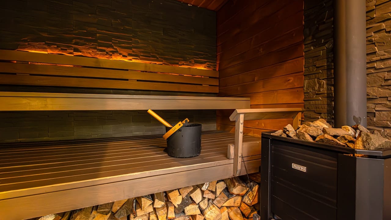 Sauna benefits for cardiovascular health and recovery