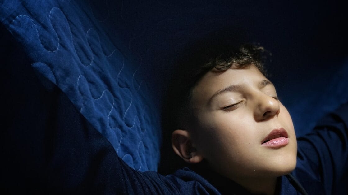 The sleep deprivation effects on your body are severe — even one poor night damages memory decision-making and metabolism. Understand the full biological impact. - sleep deprivation effects