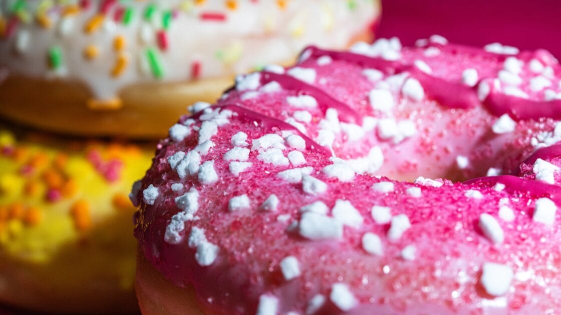 The science behind sugar addiction is clear as it hijacks your dopamine system. Learn the step-by-step approach to cut cravings and stay free for good. - sugar addiction