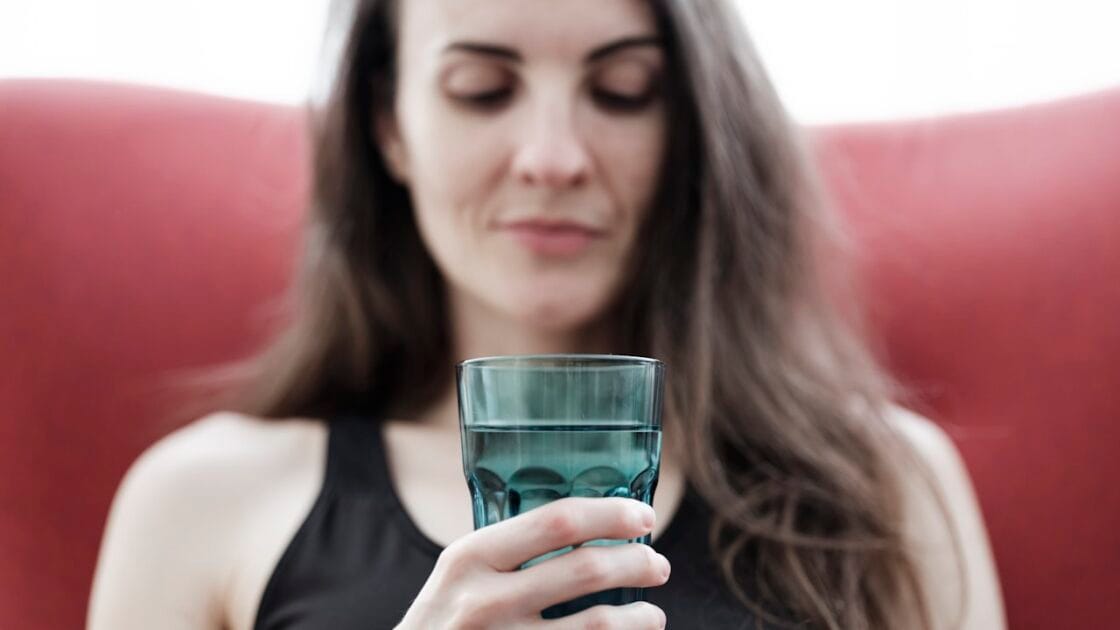 The hydration benefits go deeper than most people realize — even mild dehydration impairs cognition mood and performance. Learn your true daily water needs today. - hydration benefits