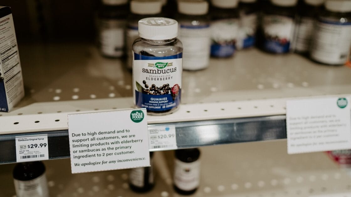 A melatonin supplement works best at the right dose and timing — most people take too much too late. Learn the optimal approach and safer long-term alternatives. - melatonin supplement